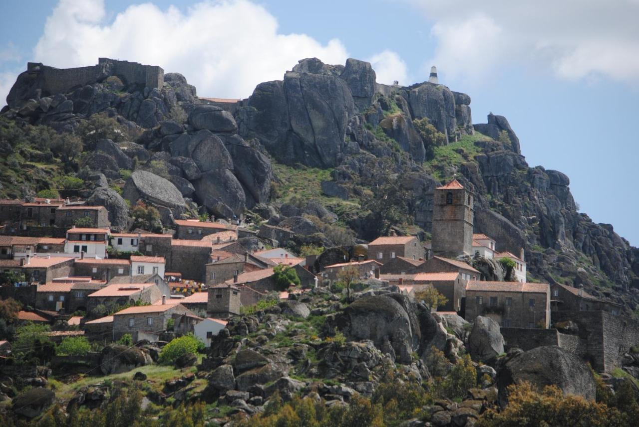 Moradia Familia Escoto Villa Monsanto Kültér fotó